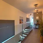 Bavigo Villa *