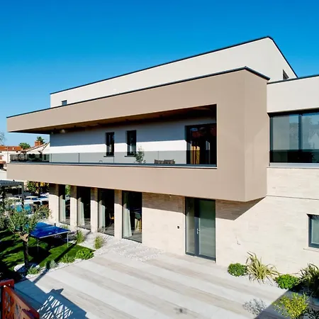 Bavigo Villa *